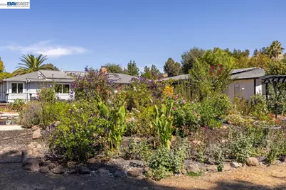 1015 Byrd Ln, Pleasanton, CA 94566 - Photo 33