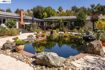 1015 Byrd Ln, Pleasanton, CA 94566 - Photo 35