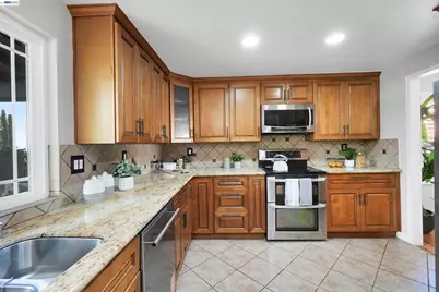 3607 Siskiyou Ct, Hayward, CA 94542 - Photo 15