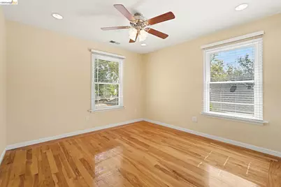 1311 Keoncrest Ave, San Jose, CA 95110 - Photo 29