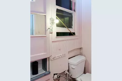 1538 16th Ave, Oakland, CA 94606 - Photo 13