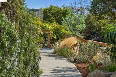 865 Contra Costa Ave, Berkeley, CA 94707 - Photo 87