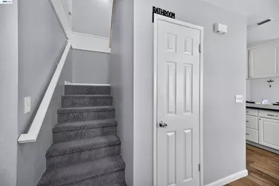 439 Golf Circle, Manteca, CA 95337 - Photo 11