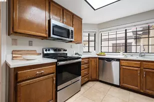 13727 Seagate, San Leandro, CA 94577 - Photo 17