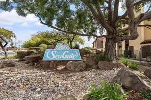 13727 Seagate, San Leandro, CA 94577 - Photo 37
