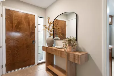 13727 Seagate, San Leandro, CA 94577 - Photo 5