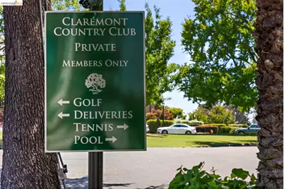 8 Whitmore Pl, Oakland, CA 94611 - Photo 43