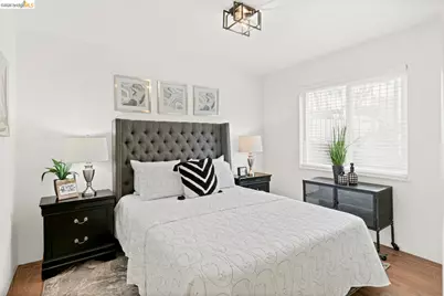 8 Whitmore Pl, Oakland, CA 94611 - Photo 29