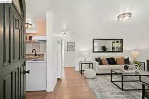 8 Whitmore Pl, Oakland, CA 94611 - Photo 17