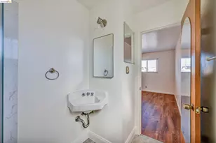 1640 104th Ave, Oakland, CA 94603 - Photo 21