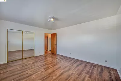 1640 104th Ave, Oakland, CA 94603 - Photo 17