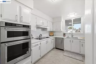 32253 Devonshire, Union City, CA 94587 - Photo 21