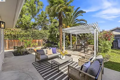 38454 Glenview Dr, Fremont, CA 94536 - Photo 45