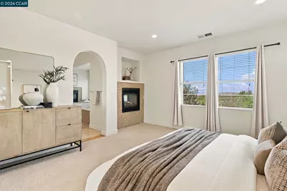 5279 Montecito Dr, Concord, CA 94521 - Photo 25