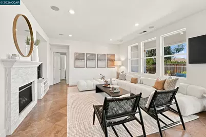 5279 Montecito Dr, Concord, CA 94521 - Photo 13