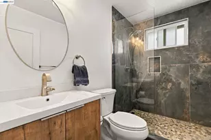 1017 Hatchcover Pl, Manteca, CA 95337 - Photo 31