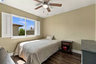 1017 Hatchcover Pl, Manteca, CA 95337 - Photo 29