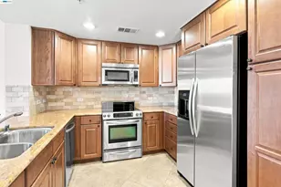 600 S Abel St, Milpitas, CA 95035 - Photo 11