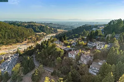 6900 Charing Cross Rd, Berkeley, CA 94705 - Photo 89