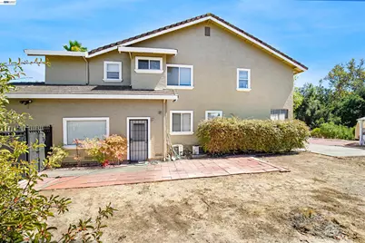 6299 Scenic Meadow Ln, San Jose, CA 95135 - Photo 11