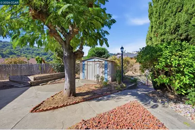2465 Wright Ave, Pinole, CA 94564 - Photo 27
