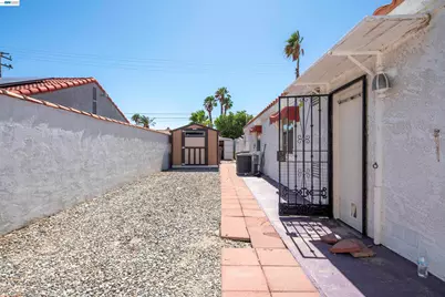 67715 Medano Rd, Cathedral City, CA 92234 - Photo 31