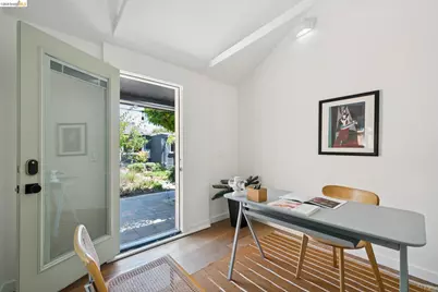 4828 Webster St, Oakland, CA 94609 - Photo 43