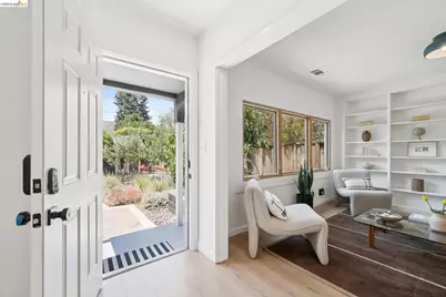 4828 Webster St, Oakland, CA 94609 - Photo 7
