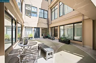 1755 Broadway, Oakland, CA 94612 - Photo 21