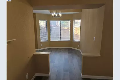 1063 Mepham Dr, Pittsburg, CA 94565 - Photo 7