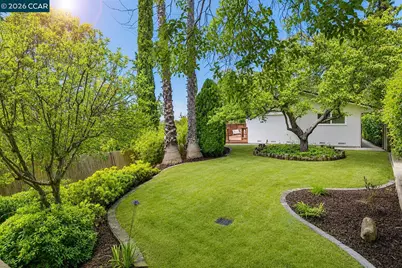 1316 Pineview Ln, Concord, CA 94521 - Photo 35