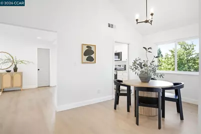 1316 Pineview Ln, Concord, CA 94521 - Photo 7