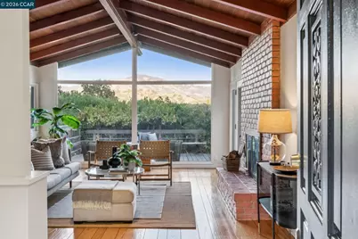 220 Grover Ln, Walnut Creek, CA 94596 - Photo 5