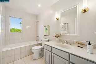 220 Grover Ln, Walnut Creek, CA 94596 - Photo 25