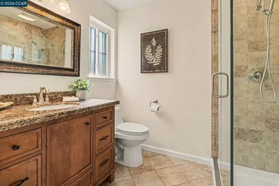340 Greenway Dr, Martinez, CA 94553 - Photo 15
