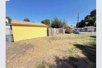 Olive St, Oakland, CA 94603 - Photo 5