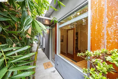 2709 10th St #D, Berkeley, CA 94710 - Photo 21