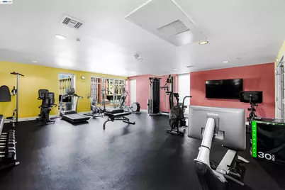 555 Ygnacio Valley Rd #318, Walnut Creek, CA 94596 - Photo 25
