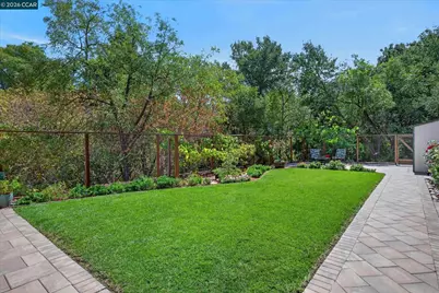 584 Mission Pl, Danville, CA 94526 - Photo 45