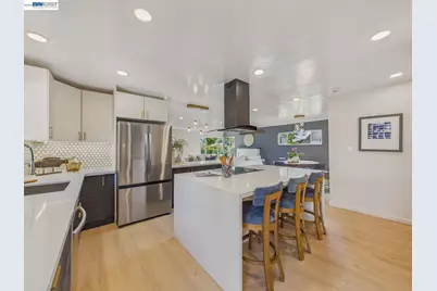 7215 Potrero Ave, El Cerrito, CA 94530 - Photo 23