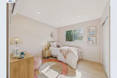 7215 Potrero Ave, El Cerrito, CA 94530 - Photo 27