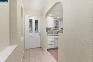 2000 Matson Dr, Sacramento, CA 95822 - Photo 11