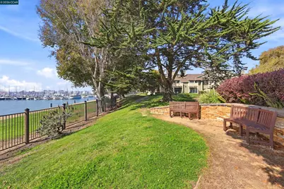 228 Lakeshore Court, Richmond, CA 94804 - Photo 35