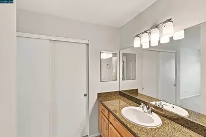 228 Lakeshore Court, Richmond, CA 94804 - Photo 27