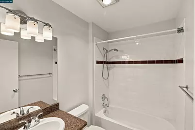 228 Lakeshore Court, Richmond, CA 94804 - Photo 25