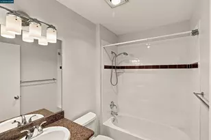 228 Lakeshore Ct, Richmond, CA 94804 - Photo 25