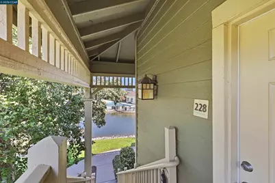 228 Lakeshore Court, Richmond, CA 94804 - Photo 5