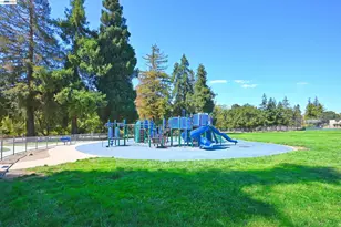410 19th St, San Jose, CA 95116 - Photo 33