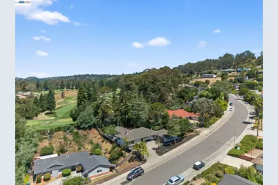 350 Elysian Fields Dr, Oakland, CA 94605 - Photo 57