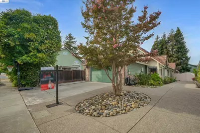 5520 Rainflower Dr, Livermore, CA 94551 - Photo 37